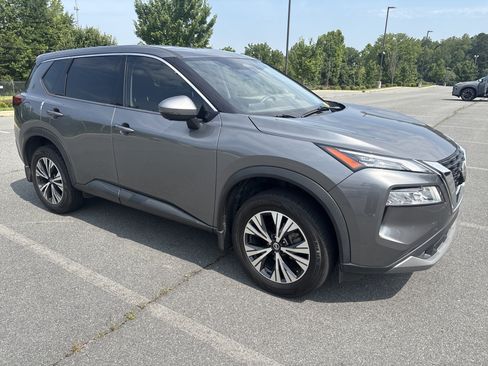 Used 2021 Nissan Rogue SV FWD image 7