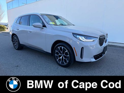 Used 2025 BMW X3 xDrive30i w/ Premium Package image 1