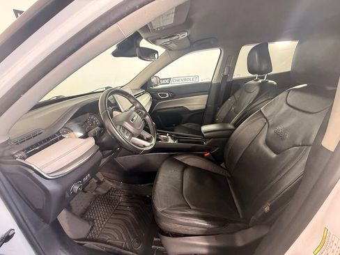Used 2022 Jeep Compass Limited AWD/4WD image 17