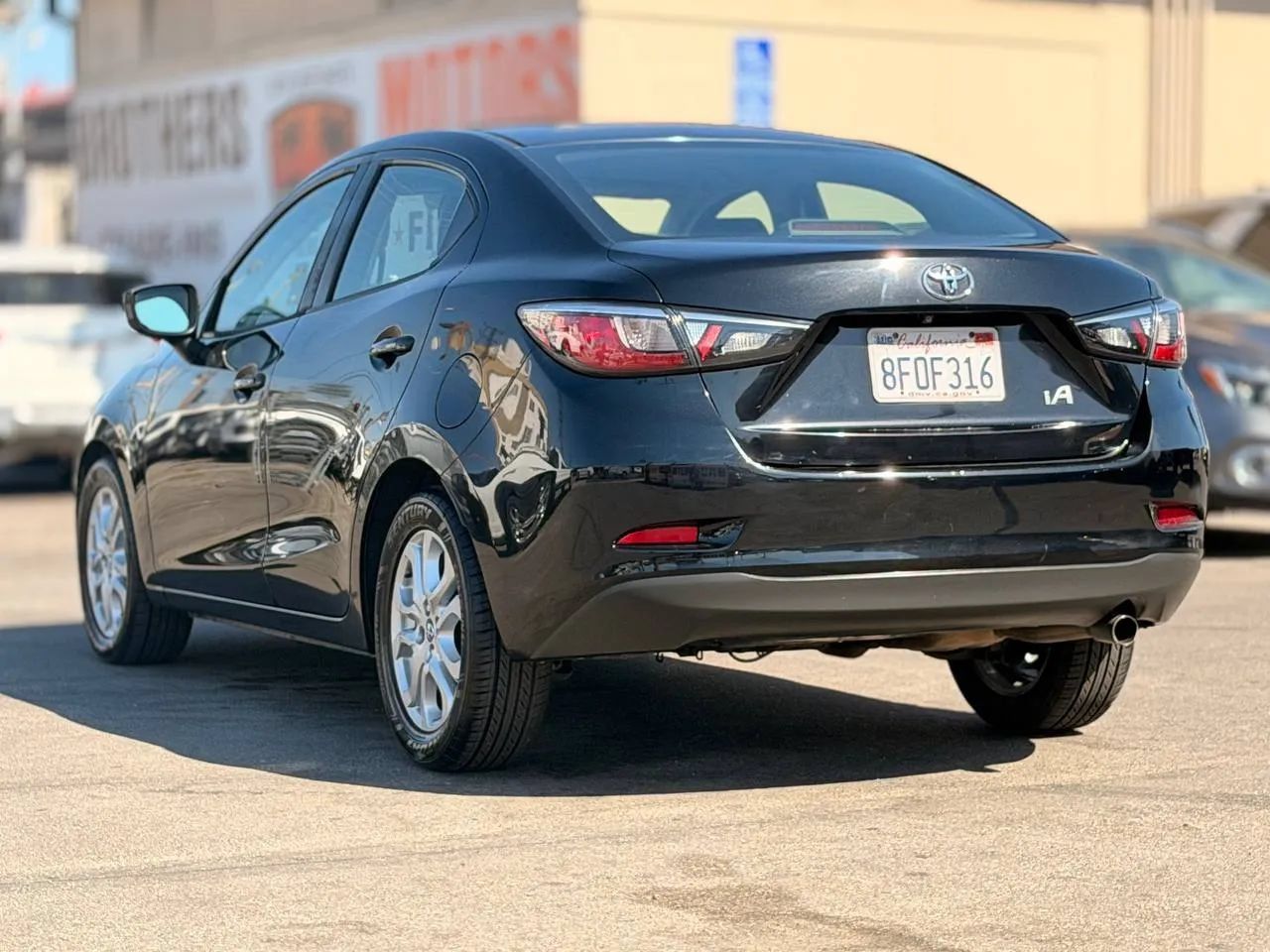 Used 2018 Toyota Yaris iA FWD image 12