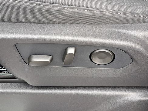 New 2026 Chevrolet Silverado 1500 LT image 6