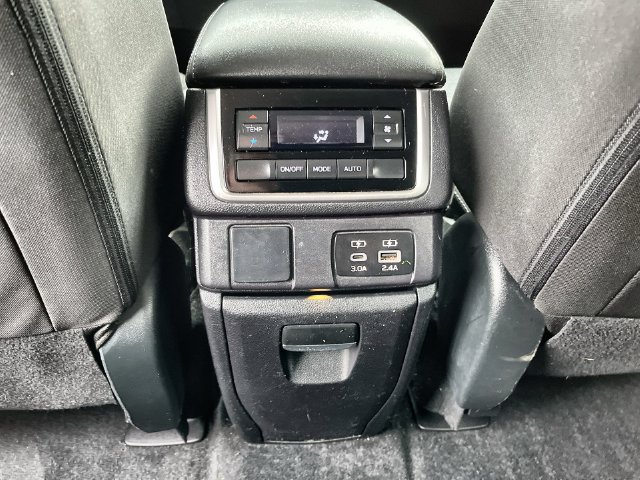 Used 2023 Subaru Ascent Premium w/ Convenience Package AWD/4WD image 29