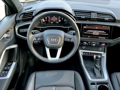 Used 2025 Audi Q3 2.0T Premium Plus w/ Premium Plus Package image 6