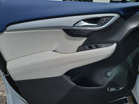 New 2026 Buick Envision Avenir image 18