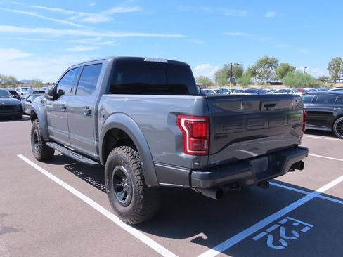 Used 2018 Ford F150 Raptor w/ Equipment Group 802A Luxury AWD/4WD image 4