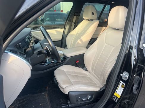 Used 2018 BMW X3 xDrive30i image 10