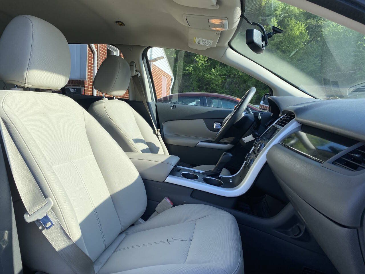 Used 2013 Ford Edge SE FWD image 18