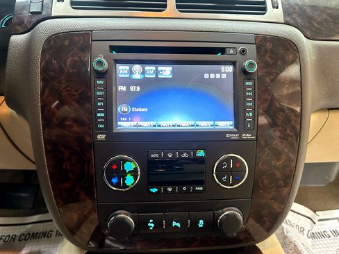 Used 2012 GMC Yukon Denali image 29