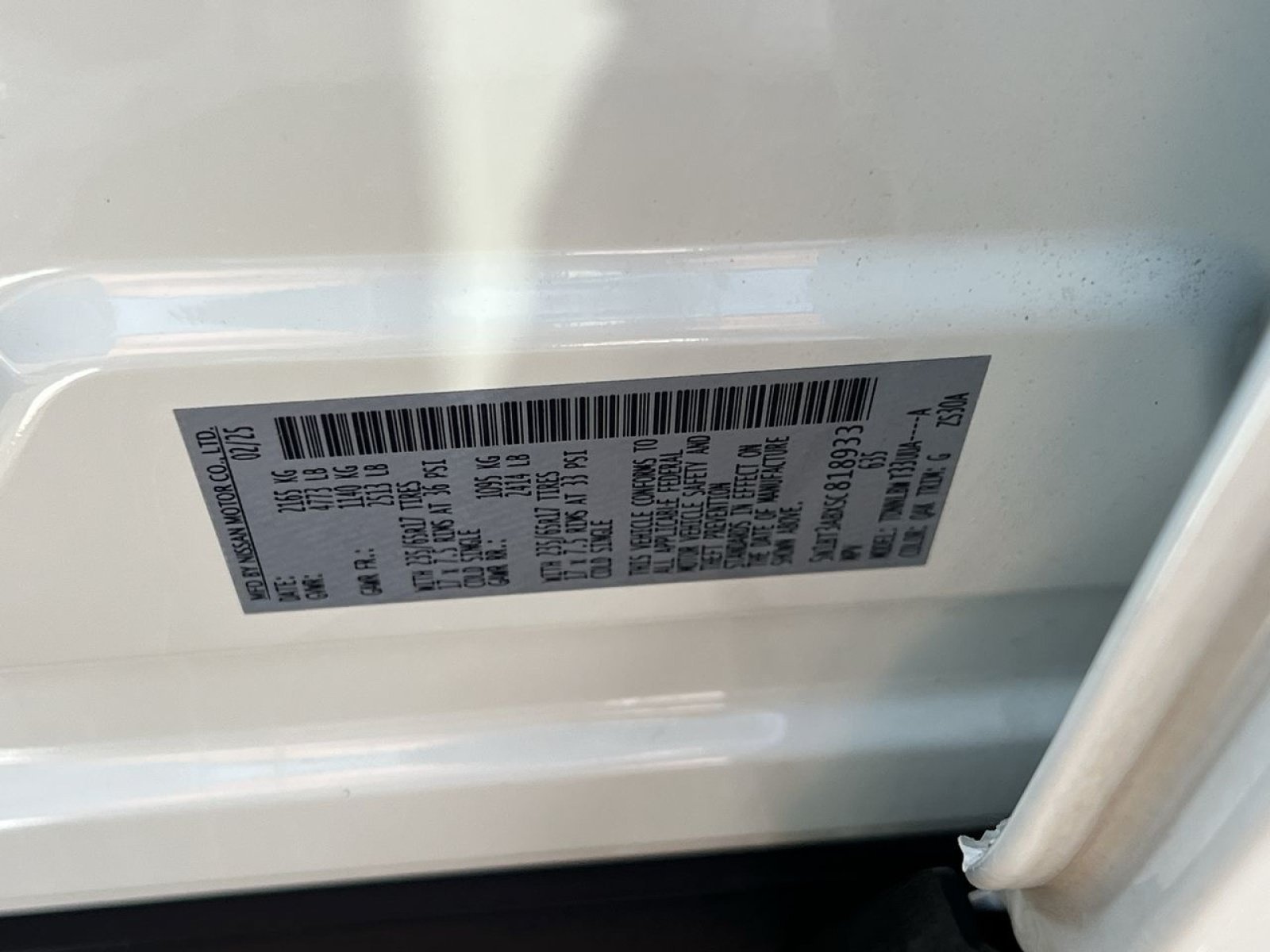 Used 2025 Nissan Rogue S AWD/4WD image 28