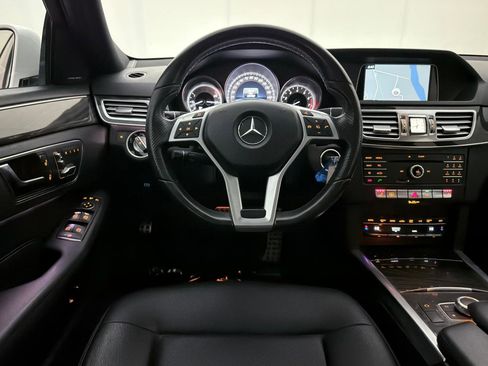 Used 2016 Mercedes-Benz E 350 4MATIC Sedan image 30