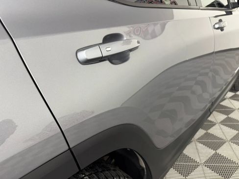 Used 2020 GMC Terrain SLE w/ Driver Convenience Package FWD image 28