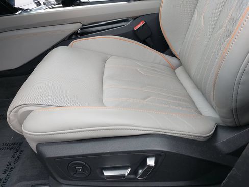 Used 2024 Audi Q8 e-tron Prestige w/ Prestige Package AWD/4WD image 32