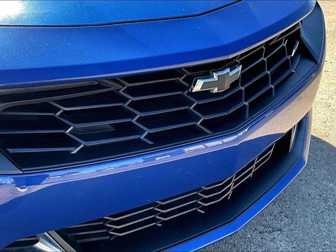 Used 2021 Chevrolet Camaro LT w/ RS Package image 32