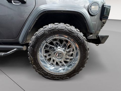 Used 2019 Jeep Wrangler Unlimited Sport S AWD/4WD image 15