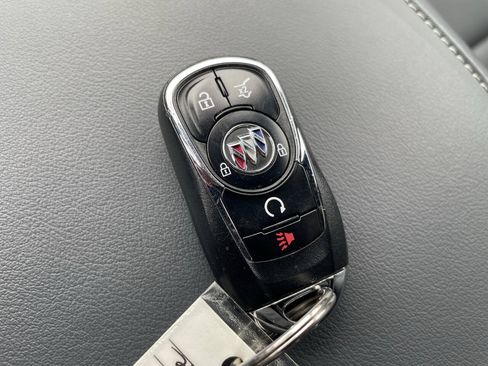 Used 2023 Buick Enclave Essence AWD/4WD image 24
