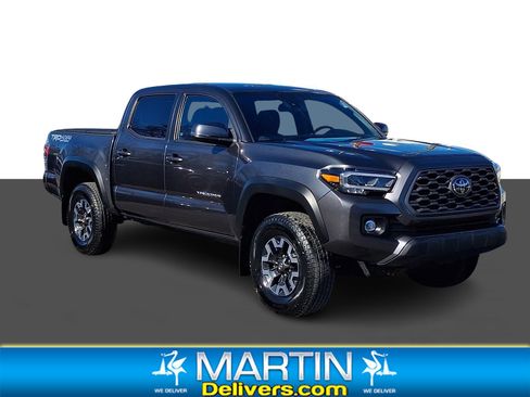 Used 2022 Toyota Tacoma TRD Off-Road image 1