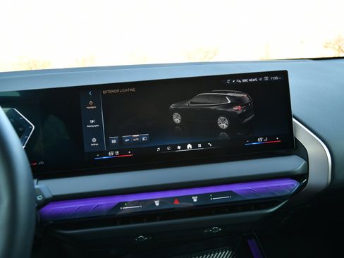 Used 2025 BMW X3 xDrive30i image 11