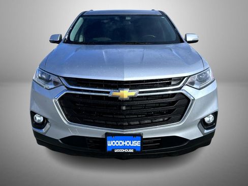 Used 2018 Chevrolet Traverse LT image 2