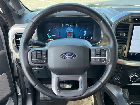 Certified 2025 Ford F150 Lariat w/ FX4 Off-Road Package image 35