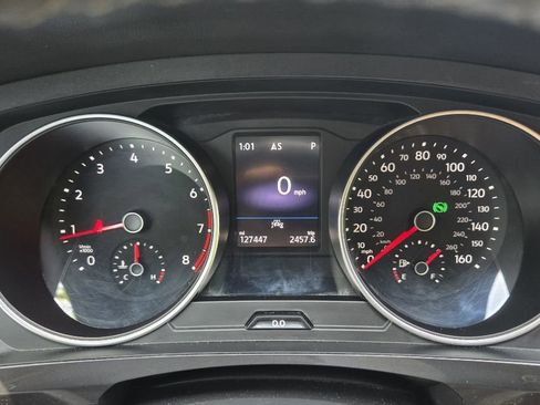 Used 2021 Volkswagen Tiguan S AWD/4WD image 9