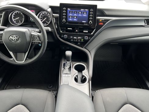 Used 2024 Toyota Camry LE image 32