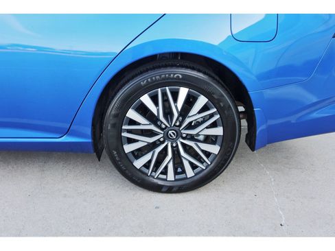 Certified 2025 Nissan Altima 2.5 SV w/ SV Premium Package FWD image 32