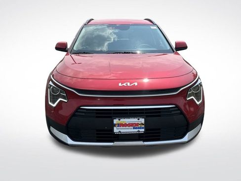 New 2025 Kia Niro EX image 8