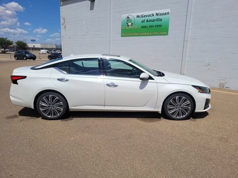 Used 2023 Nissan Altima 2.5 SL FWD image 5