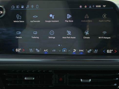 New 2026 Chevrolet Suburban Premier AWD/4WD image 21