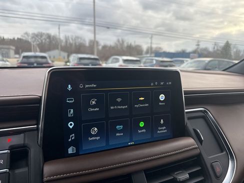 Used 2023 Chevrolet Tahoe High Country image 15