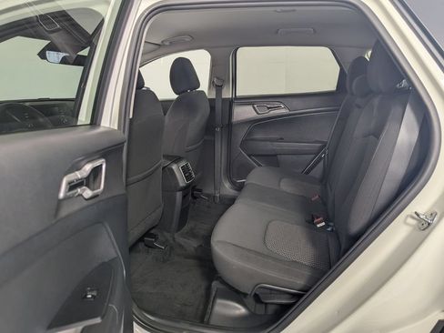 Used 2023 Kia Sportage LX FWD image 23