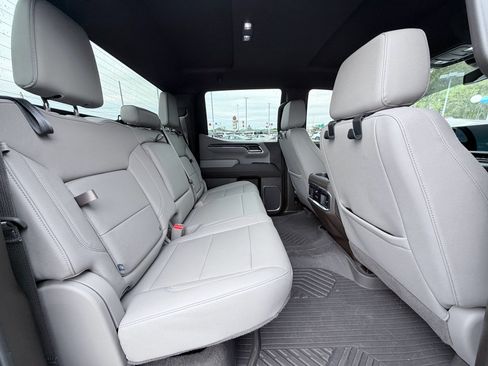 Used 2024 Chevrolet Silverado 1500 LTZ image 28