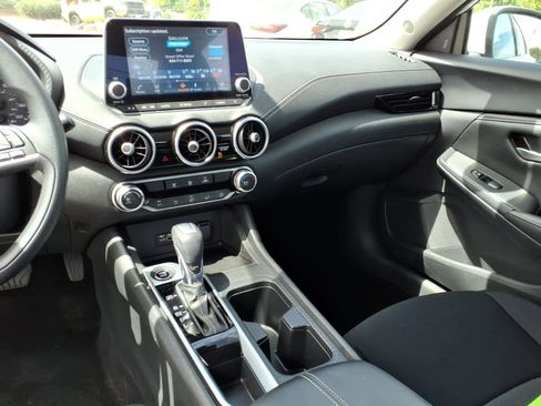 Certified 2023 Nissan Sentra SV FWD image 15