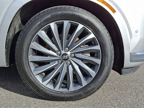 Certified 2024 Hyundai Palisade Calligraphy image 8