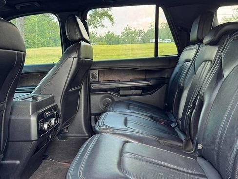 Used 2021 Ford Expedition Max Limited RWD image 12