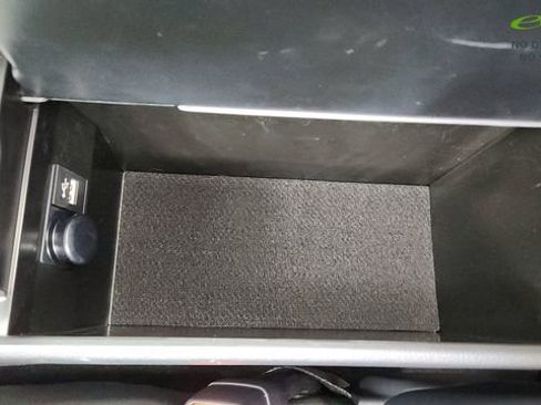 Used 2025 Lexus UX 300h FWD image 49