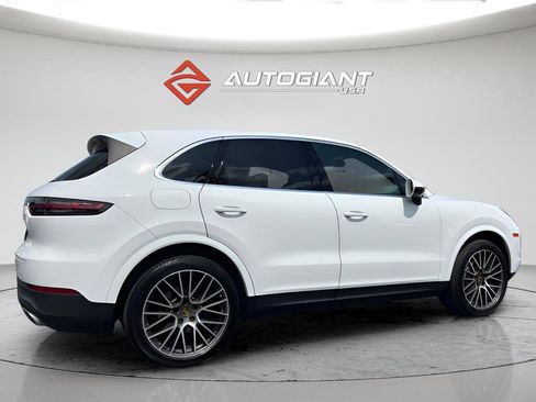 Used 2021 Porsche Cayenne AWD/4WD image 8