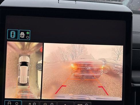 Used 2025 GMC Yukon Denali w/ Denali Reserve Package image 11