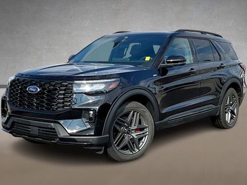 New 2025 Ford Explorer ST-Line w/ Premium Package image 1