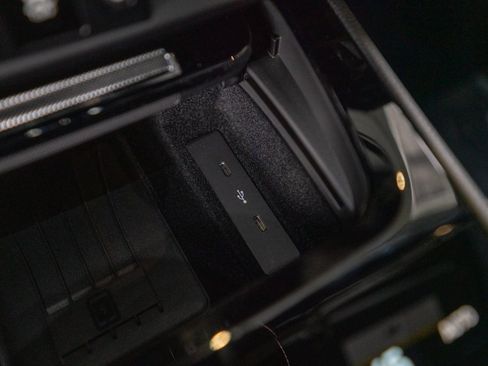 New 2025 Porsche Cayenne image 26