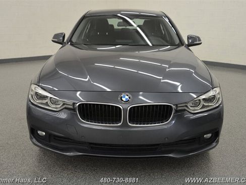 Used 2018 BMW 320i Sedan image 4