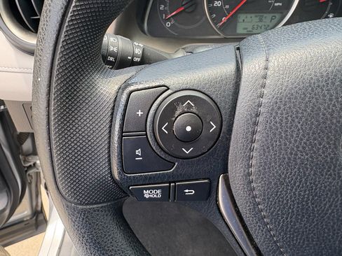 Used 2013 Toyota RAV4 XLE FWD image 13
