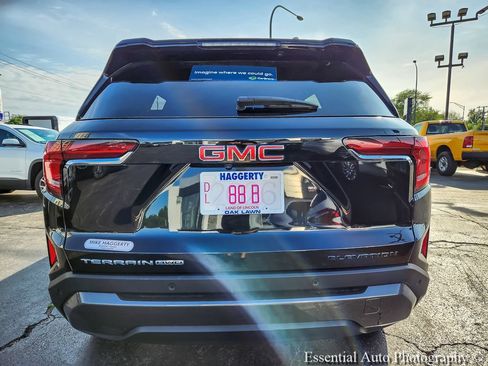 Certified 2026 GMC Terrain Elevation AWD/4WD image 5