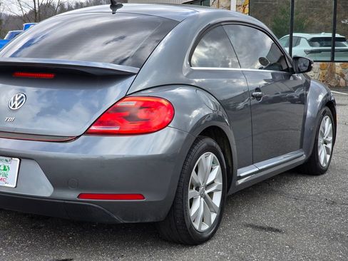 Used 2015 Volkswagen Beetle TDI image 50