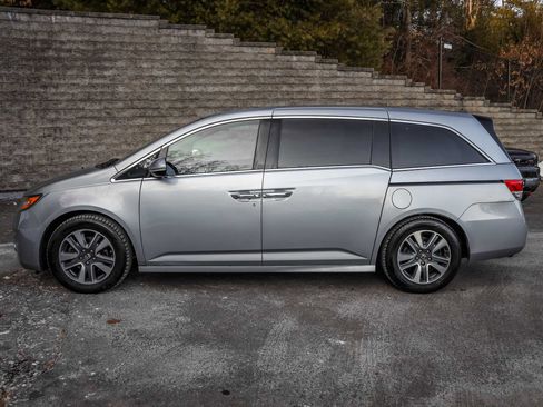 Used 2017 Honda Odyssey Touring image 10