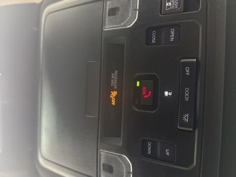 Used 2024 Toyota Tacoma TRD Off-Road w/ TRD Off Road Upgrade Package image 14