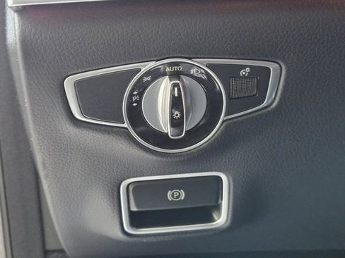 Used 2019 Mercedes-Benz S 560 S 560 image 31