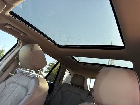 Used 2014 Lincoln MKX FWD w/ Equipment Group 102A image 33