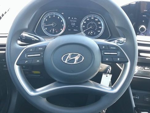 Certified 2023 Hyundai Sonata SE image 10