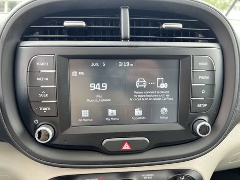 Used 2020 Kia Soul S image 26